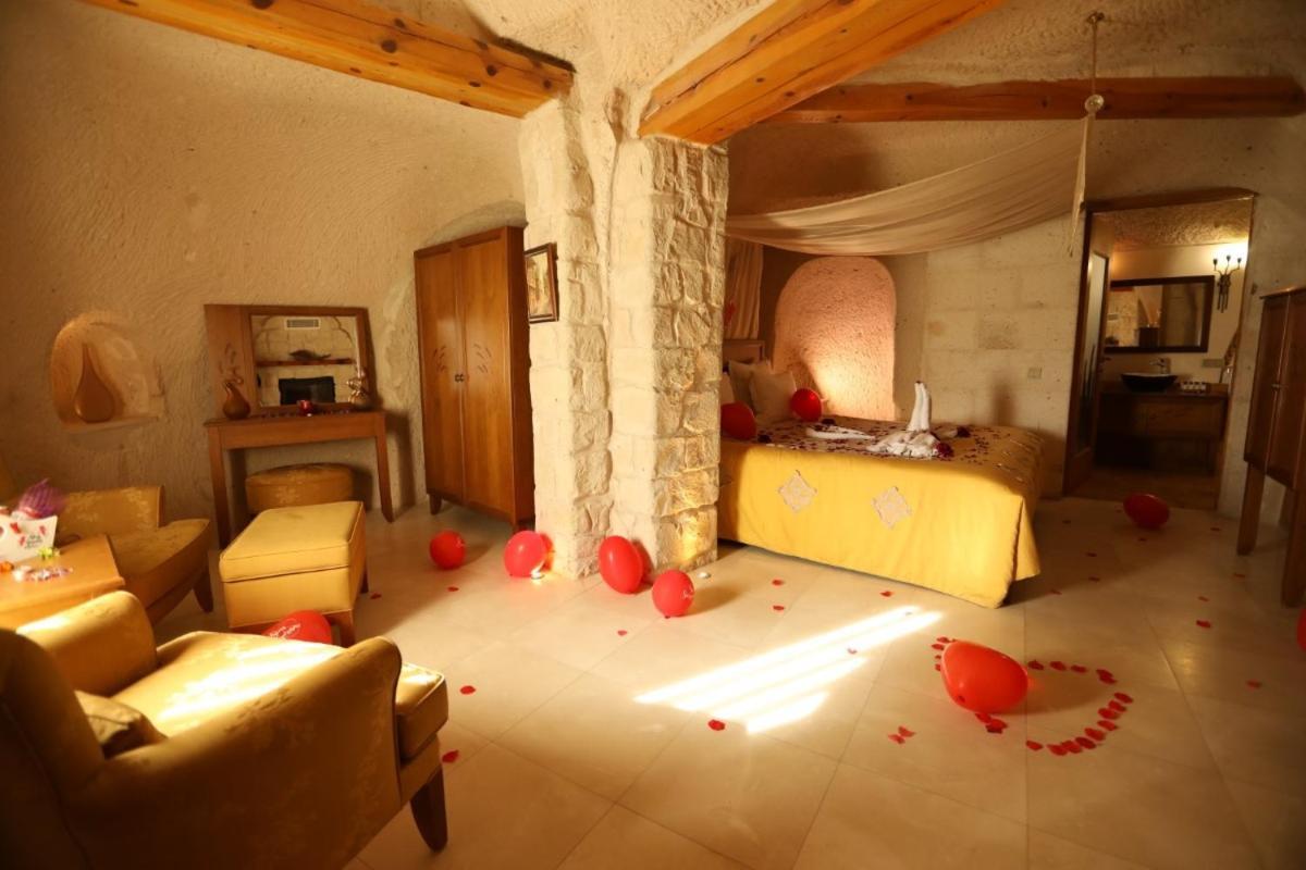Anatelein Cave Hotel Учисар Номер фото