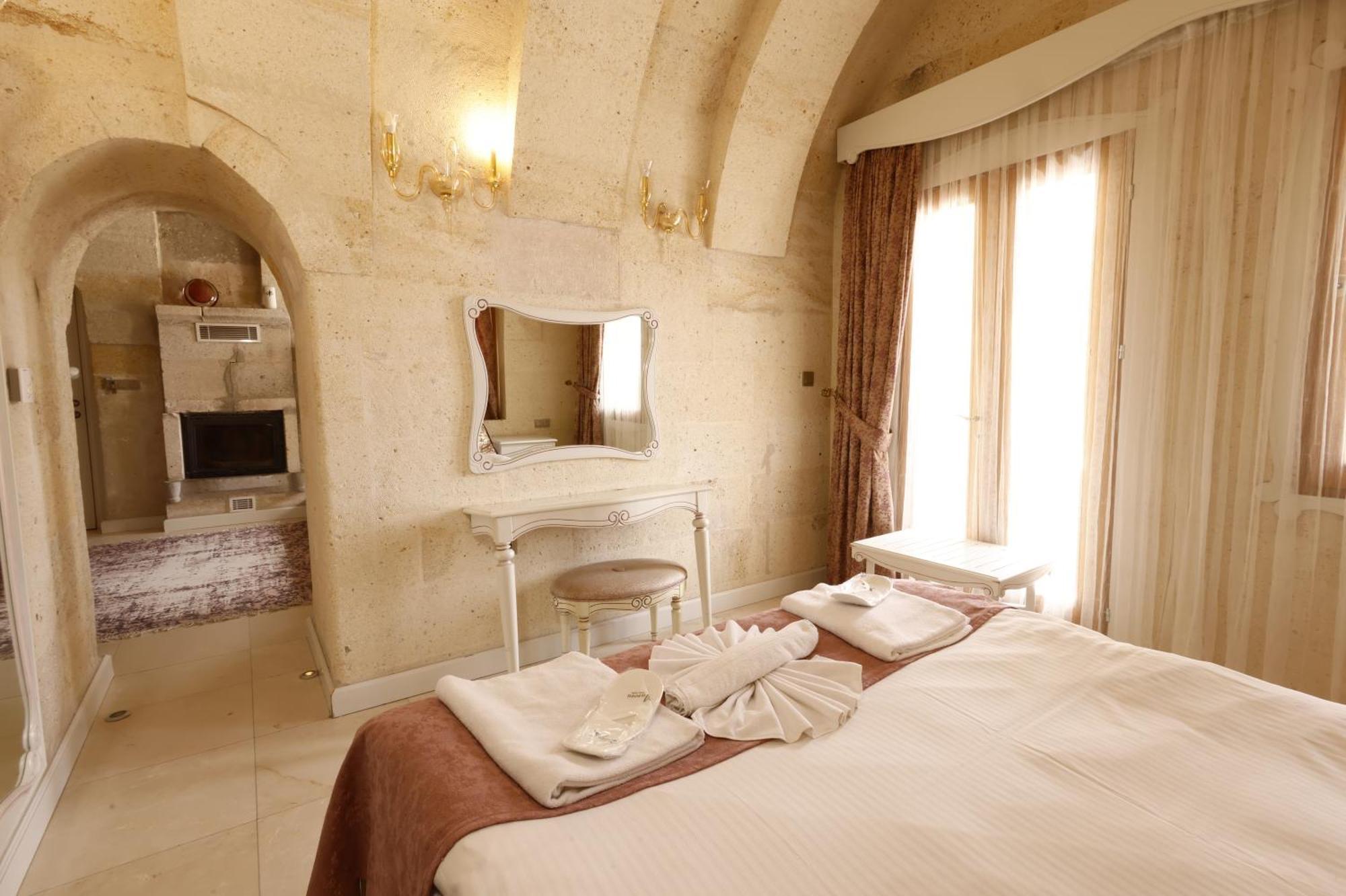 Anatelein Cave Hotel Учисар Экстерьер фото