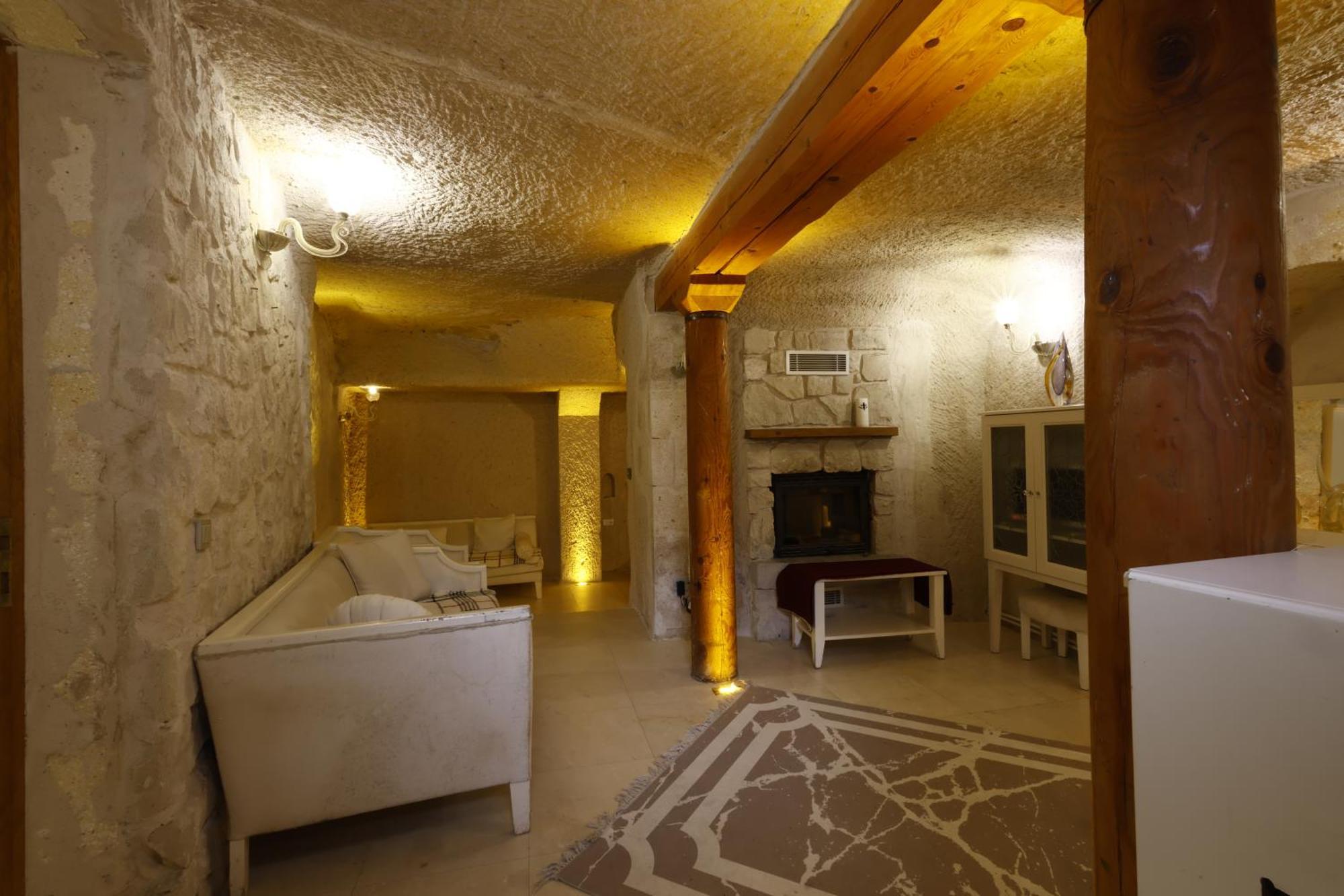 Anatelein Cave Hotel Учисар Экстерьер фото