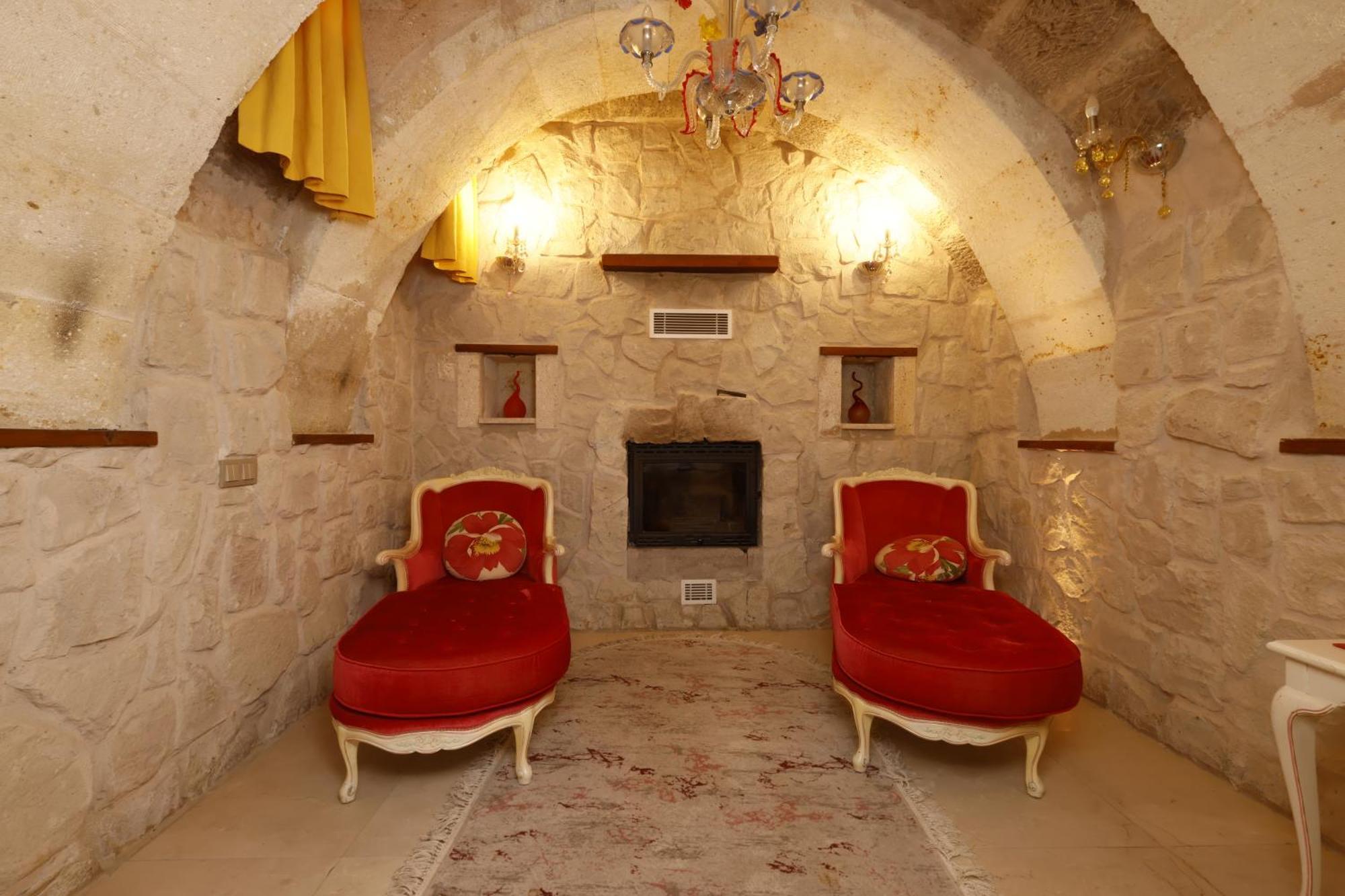 Anatelein Cave Hotel Учисар Экстерьер фото